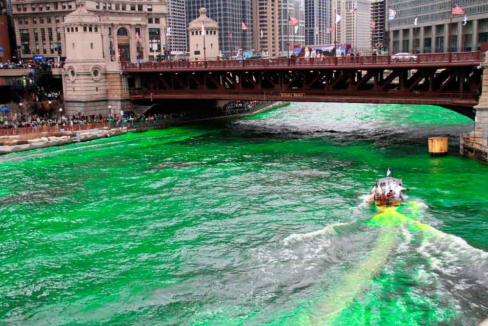 Chicago river green