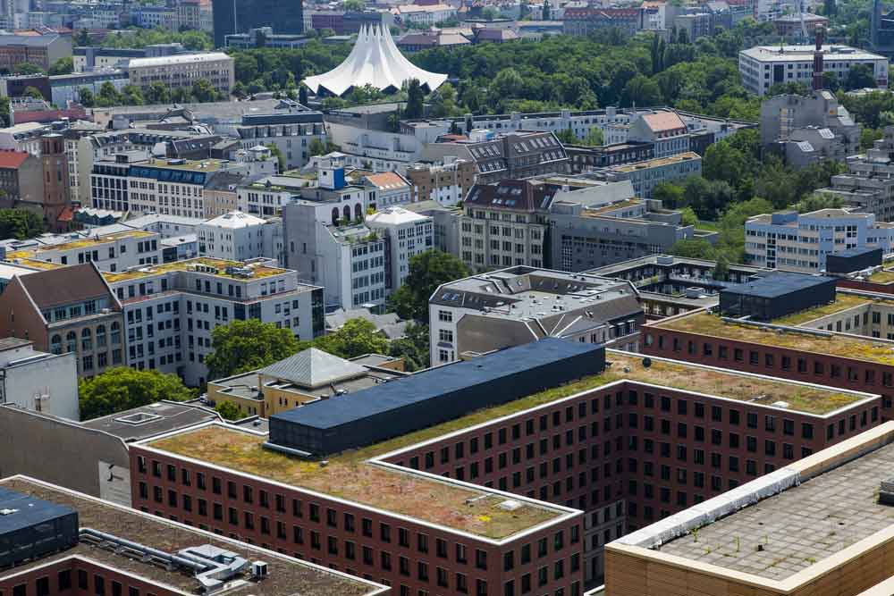 potsdamer-platz-berlin-zelene-strechy
